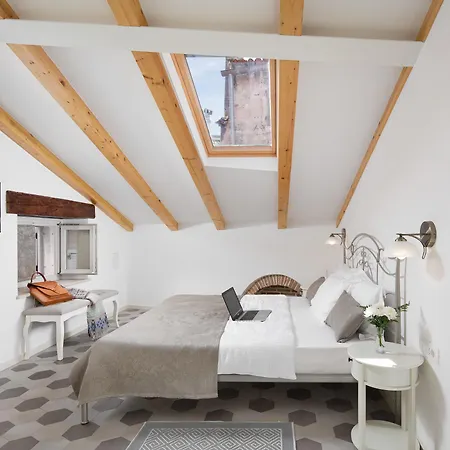 Hotel Noemi's - Adults Only