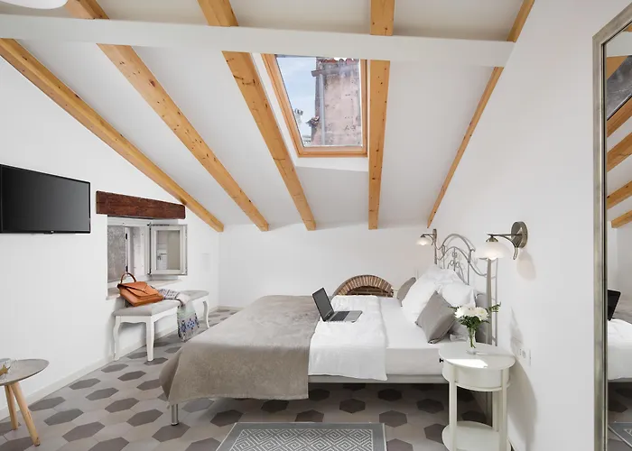 Hotel Noemi's - Adults Only