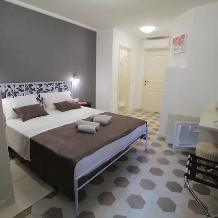 Hotel Noemi's - Adults Only Rovigno