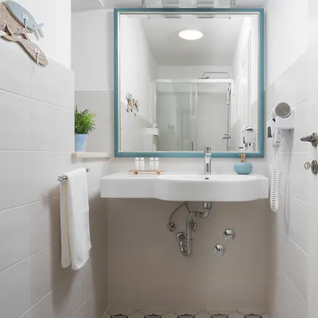 Hotel Noemi's - Adults Only 3*